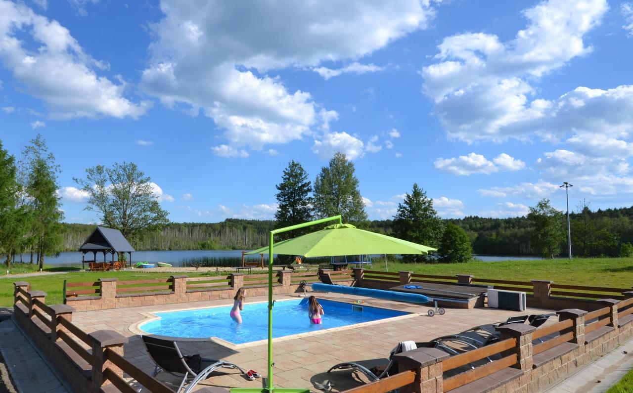 Rezydencja Nad Jeziorem Pestkownica Exteriör bild